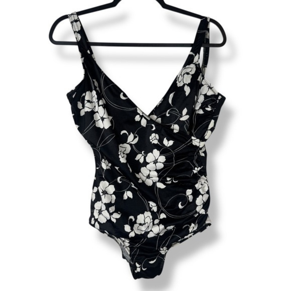 Miraclesuit One Piece Swimsuit Womens Size 10 Floral Shaping Slimming Firming